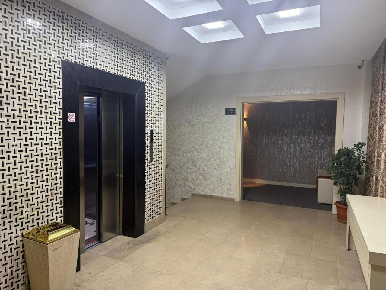 Black Mont Inn Hotel บากู ภายนอก รูปภาพ