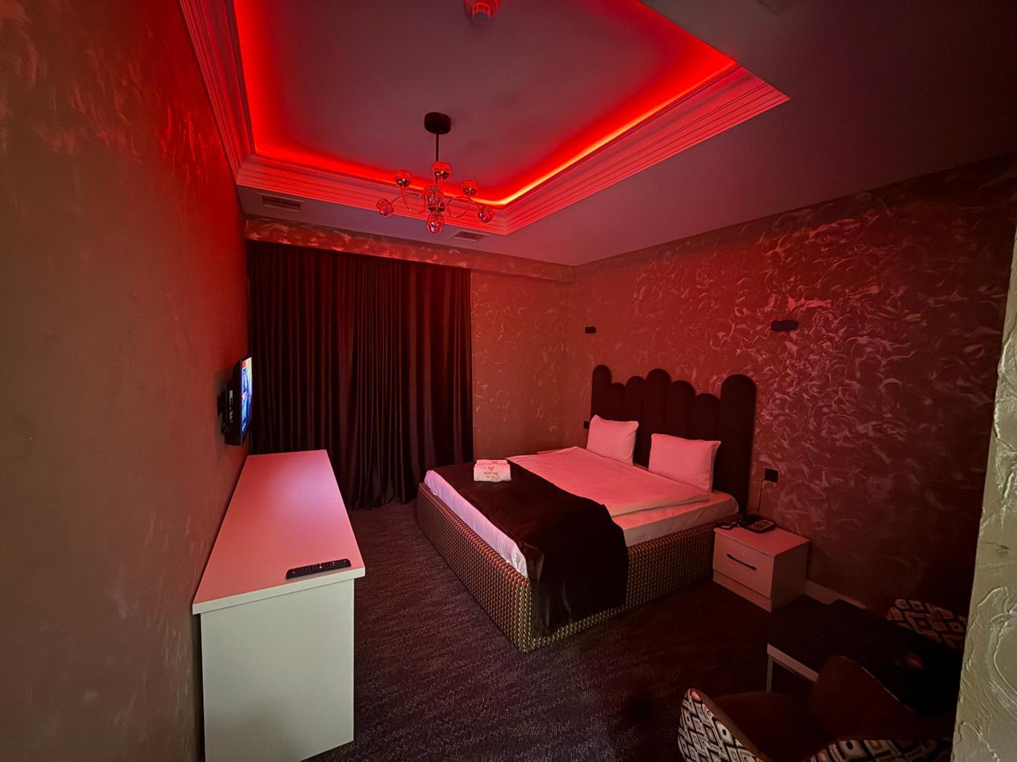 Black Mont Inn Hotel บากู ภายนอก รูปภาพ