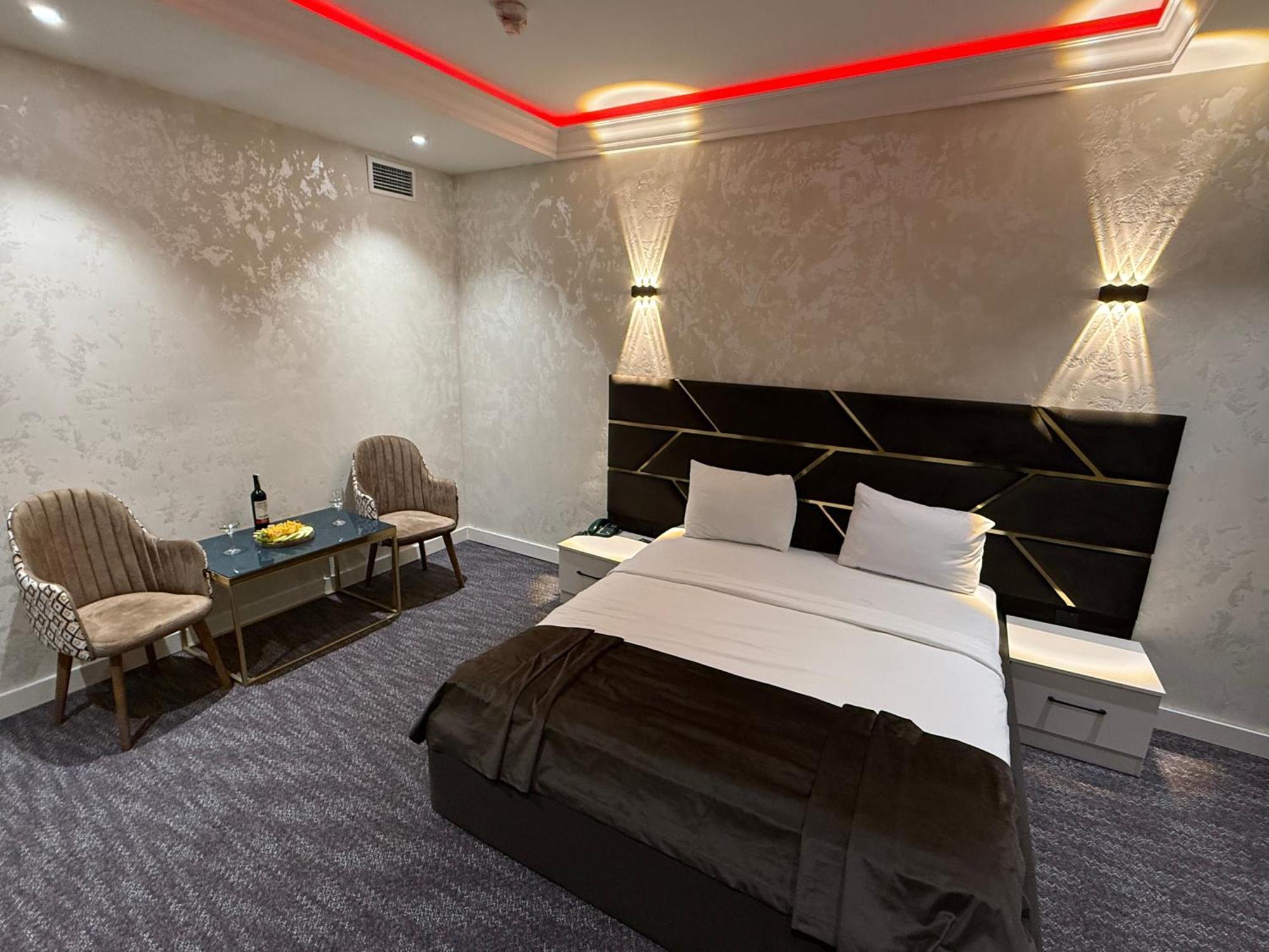 Black Mont Inn Hotel บากู ภายนอก รูปภาพ