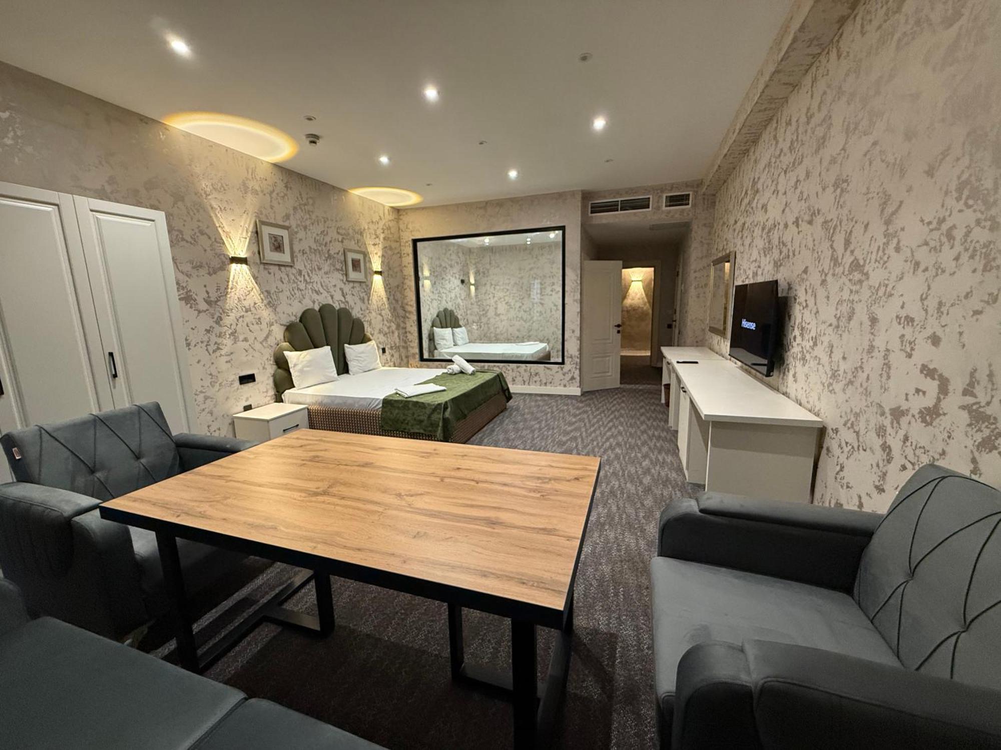 Black Mont Inn Hotel บากู ภายนอก รูปภาพ